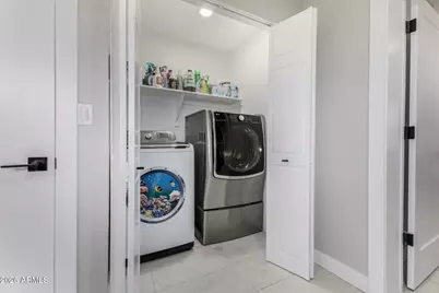 2013 W Windsor Avenue, Phoenix, AZ 85009 - Photo 15