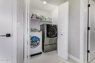 2013 W Windsor Ave, Phoenix, AZ 85009 - Photo 15