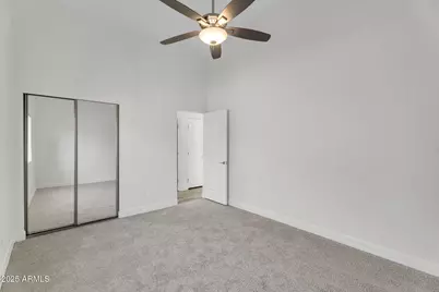 8522 E Vernon Avenue, Scottsdale, AZ 85257 - Photo 11