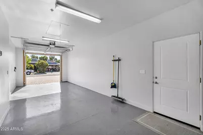 8522 E Vernon Avenue, Scottsdale, AZ 85257 - Photo 17