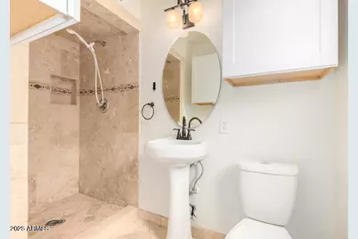 2023 E Clarendon Avenue, Phoenix, AZ 85016 - Photo 15