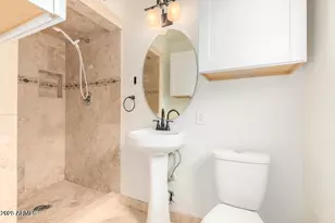 2023 E Clarendon Ave, Phoenix, AZ 85016 - Photo 15