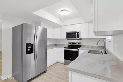 17620 N 17th Place #25, Phoenix, AZ 85022 - Photo 5