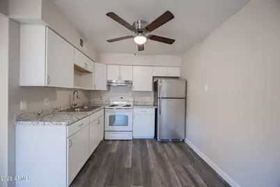 1703 W Mountain View Road #1, Phoenix, AZ 85021 - Photo 5