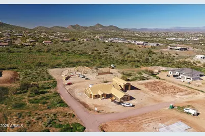 576 E Tanglewood Trail, Phoenix, AZ 85085 - Photo 23