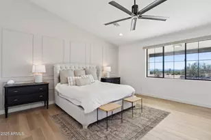 576 E Tanglewood Trl, Phoenix, AZ 85085 - Photo 11