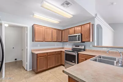 3422 S 160th Lane, Goodyear, AZ 85338 - Photo 7