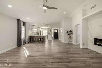 6152 W Blackhawk Drive, Glendale, AZ 85308 - Photo 7