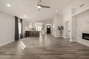 6152 W Blackhawk Dr, Glendale, AZ 85308 - Photo 7