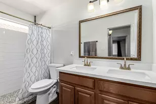 729 E Glenhaven Dr, Phoenix, AZ 85048 - Photo 25