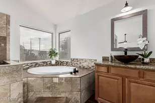 729 E Glenhaven Dr, Phoenix, AZ 85048 - Photo 21