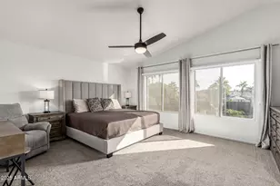 729 E Glenhaven Dr, Phoenix, AZ 85048 - Photo 17