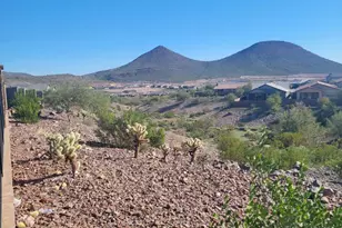 13423 W Eagle Feather Rd, Peoria, AZ 85383 - Photo 7