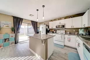 13801 W Ironwood St, Surprise, AZ 85374 - Photo 7