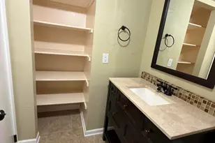 1425 E Desert Cove Ave E, Phoenix, AZ 85020 - Photo 13