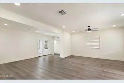 3021 N Randolph Road, Phoenix, AZ 85014 - Photo 13