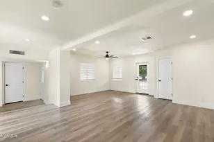 3021 N Randolph Rd, Phoenix, AZ 85014 - Photo 15