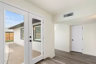 3021 N Randolph Rd, Phoenix, AZ 85014 - Photo 7