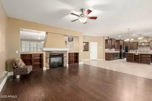 6820 S 42nd Ln, Phoenix, AZ 85041 - Photo 11