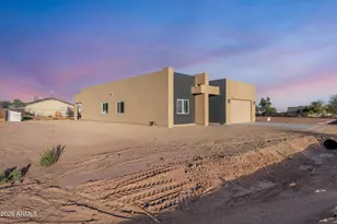 21820 W White Pine Dr, Wittmann, AZ 85361 - Photo 3