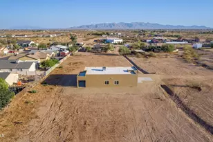 21820 W White Pine Dr, Wittmann, AZ 85361 - Photo 37