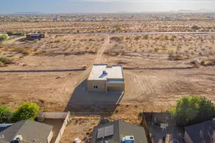 21820 W White Pine Dr, Wittmann, AZ 85361 - Photo 39