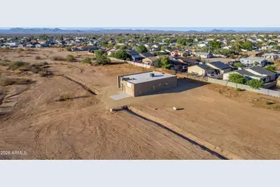 21820 W White Pine Drive, Wittmann, AZ 85361 - Photo 35
