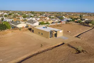 21820 W White Pine Dr, Wittmann, AZ 85361 - Photo 43