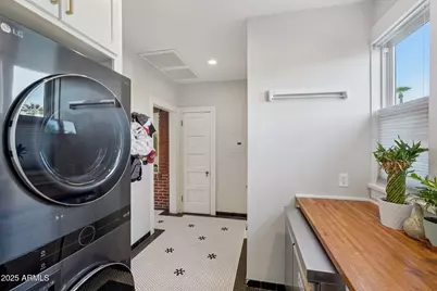 344 W Lynwood Street, Phoenix, AZ 85003 - Photo 41