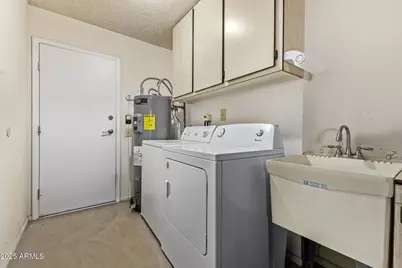 10238 W Campana Drive, Sun City, AZ 85351 - Photo 21