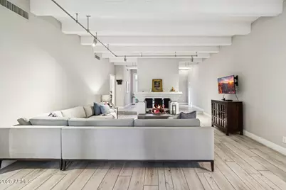 5351 N Questa Tierra Drive, Phoenix, AZ 85012 - Photo 11