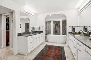 5351 N Questa Tierra Dr, Phoenix, AZ 85012 - Photo 31