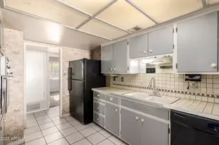 912 W Estes Way, Phoenix, AZ 85041 - Photo 15