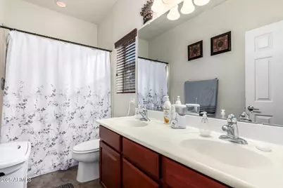 18468 N Comet Trail, Maricopa, AZ 85138 - Photo 11