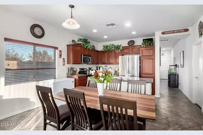 18468 N Comet Trail, Maricopa, AZ 85138 - Photo 3