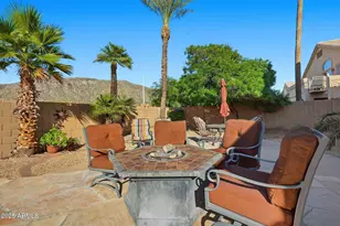 718 E Mountain Sage Dr, Phoenix, AZ 85048 - Photo 5