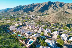 718 E Mountain Sage Dr, Phoenix, AZ 85048 - Photo 27