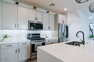 25619 N 21st Ave, Phoenix, AZ 85085 - Photo 7