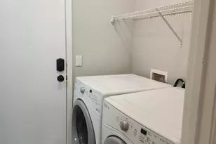 15846 S 17th Ln, Phoenix, AZ 85045 - Photo 13