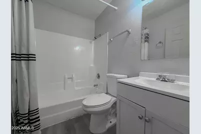 1703 W Mountain View Road #13, Phoenix, AZ 85021 - Photo 5