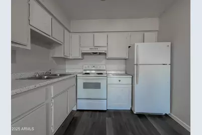 1703 W Mountain View Road #13, Phoenix, AZ 85021 - Photo 9