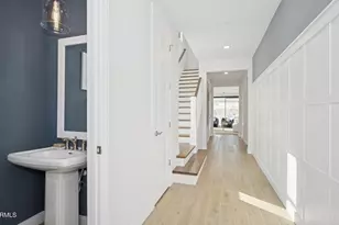 8046 W Royal Palm Rd, Peoria, AZ 85345 - Photo 9