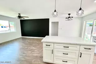 1539 E 3rd St, Mesa, AZ 85203 - Photo 9