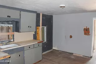 2116 W Hadley St, Phoenix, AZ 85009 - Photo 15