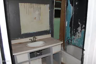 2116 W Hadley St, Phoenix, AZ 85009 - Photo 17