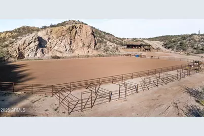 30100 W Walter Road, Wickenburg, AZ 85390 - Photo 7