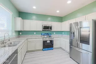 4722 S 238th Ln, Buckeye, AZ 85326 - Photo 3