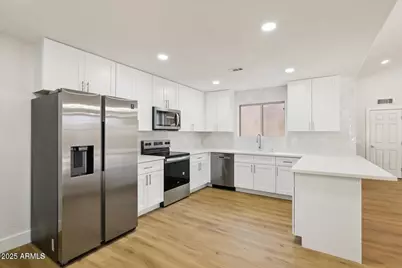 26034 S Glenburn Drive, Sun Lakes, AZ 85248 - Photo 7