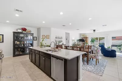 36425 W Pampoloma Avenue, Maricopa, AZ 85138 - Photo 5