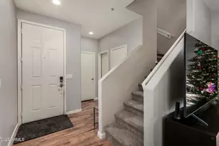 2925 E Dunbar Dr, Phoenix, AZ 85042 - Photo 7